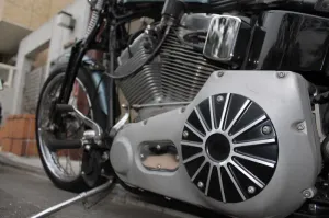 1172 Derby Cover for BIG TWIN - Radial Fin BLACK
