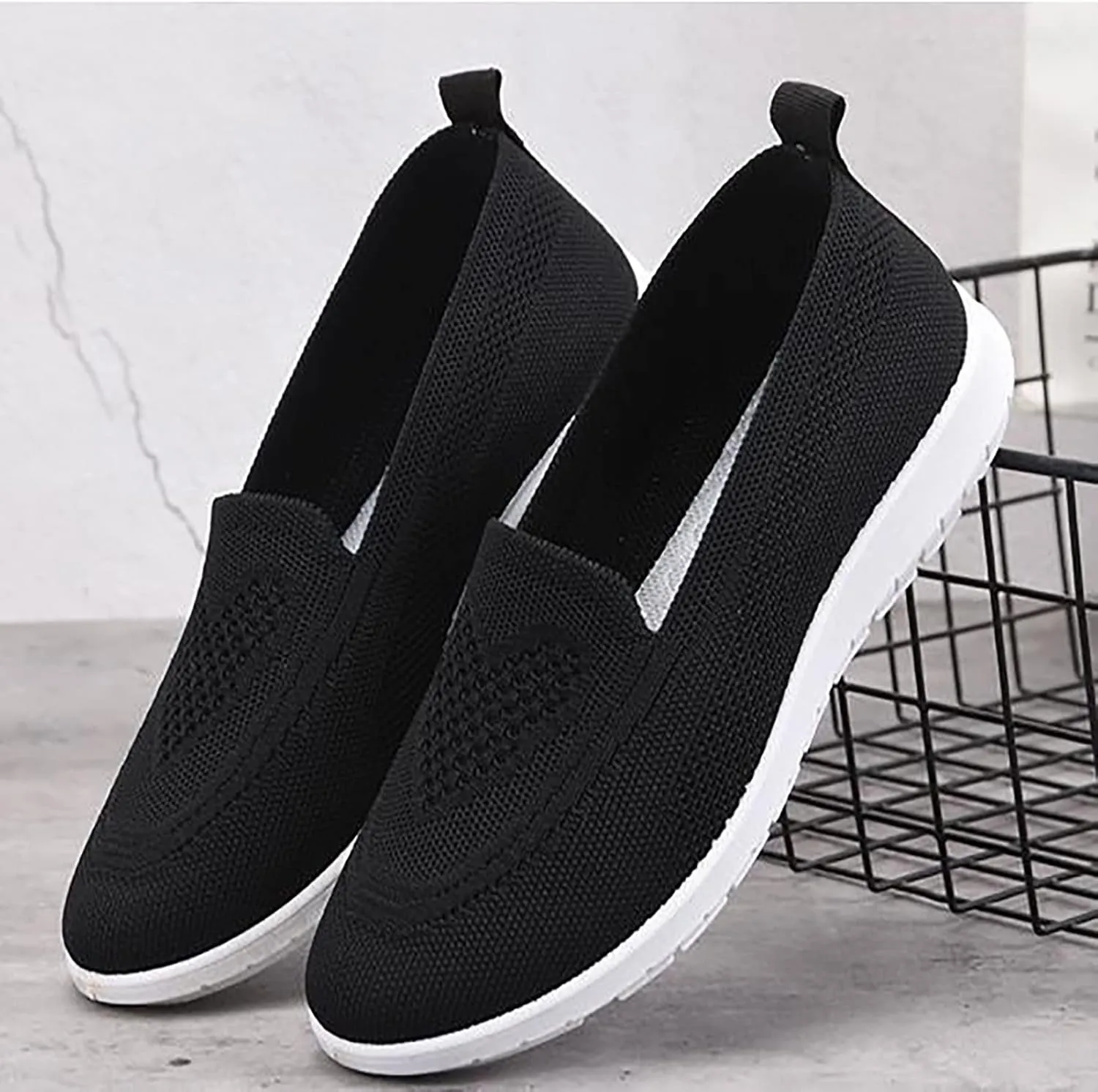 APUM Women's Knitted Flat Shoes,Comfort Ladies Slip On Loafers Casual Breathable Mesh Low-Top Flat Elastic Knit Work Shoes