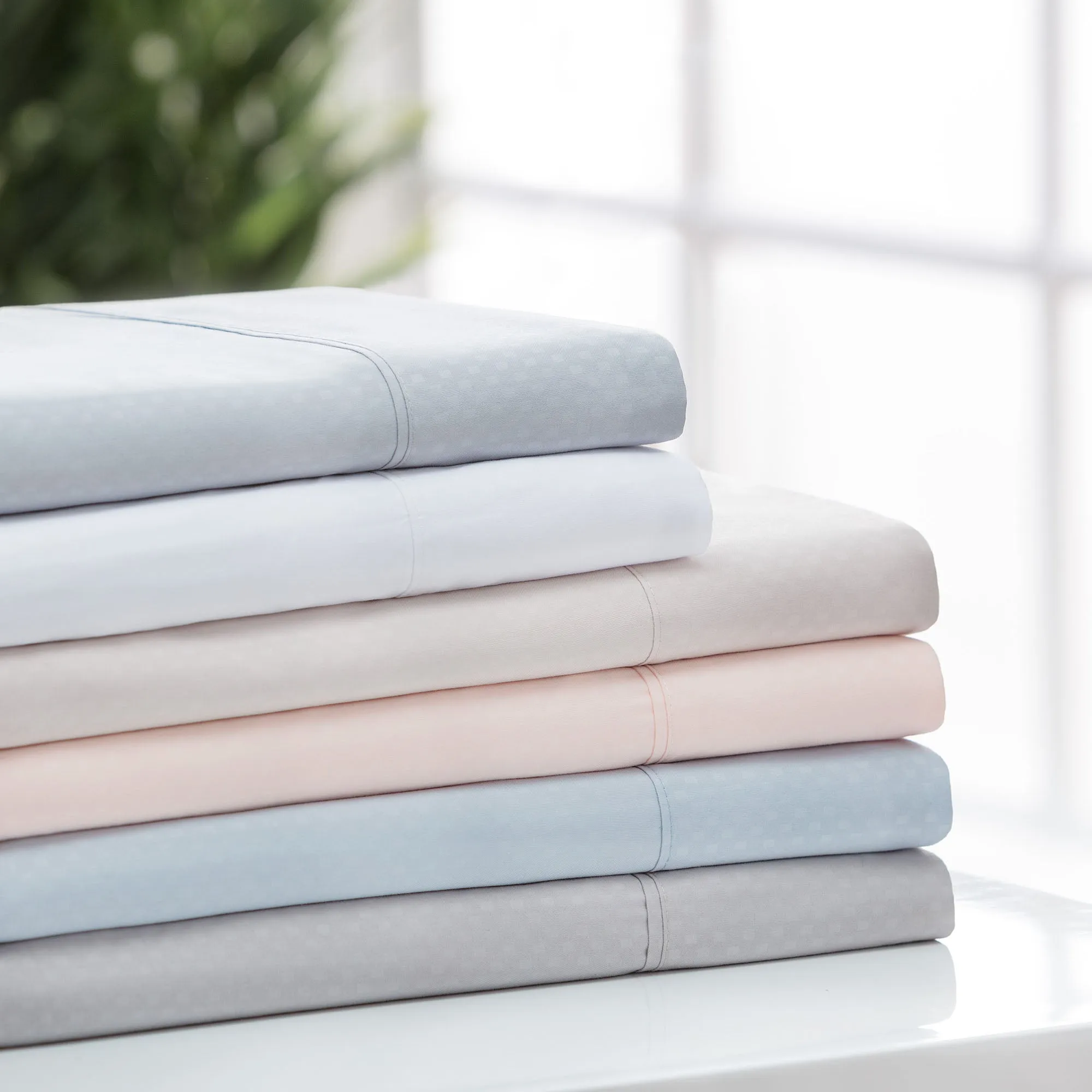 Checkered Emboss Sheets Set