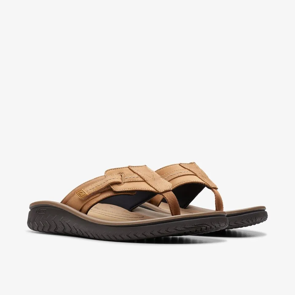 Clarks Men's Wesley Sun Beeswax | Black | Tan