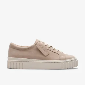 Clarks Women's Mayhill Walk Sand Nubuck 26181211