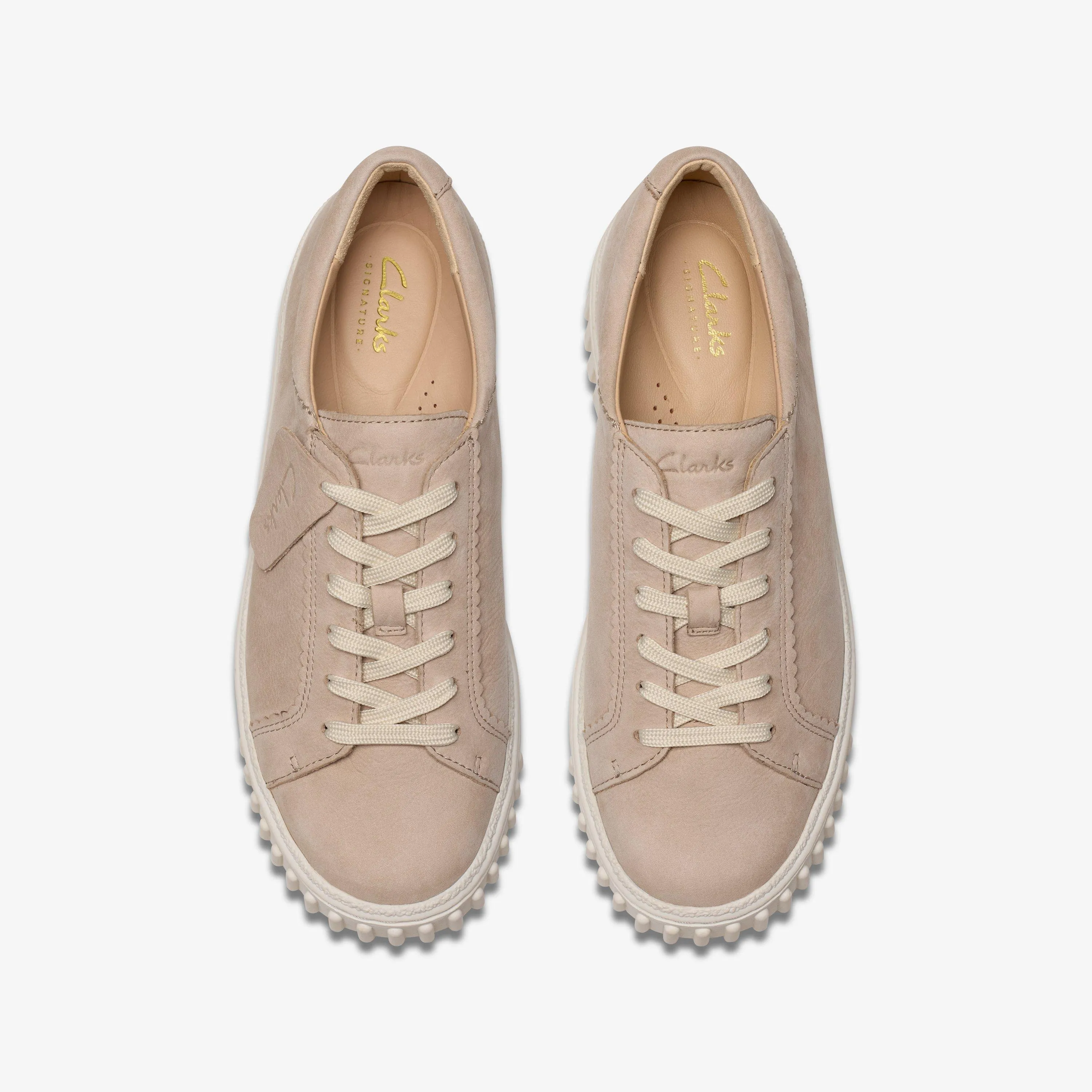 Clarks Women's Mayhill Walk Sand Nubuck 26181211