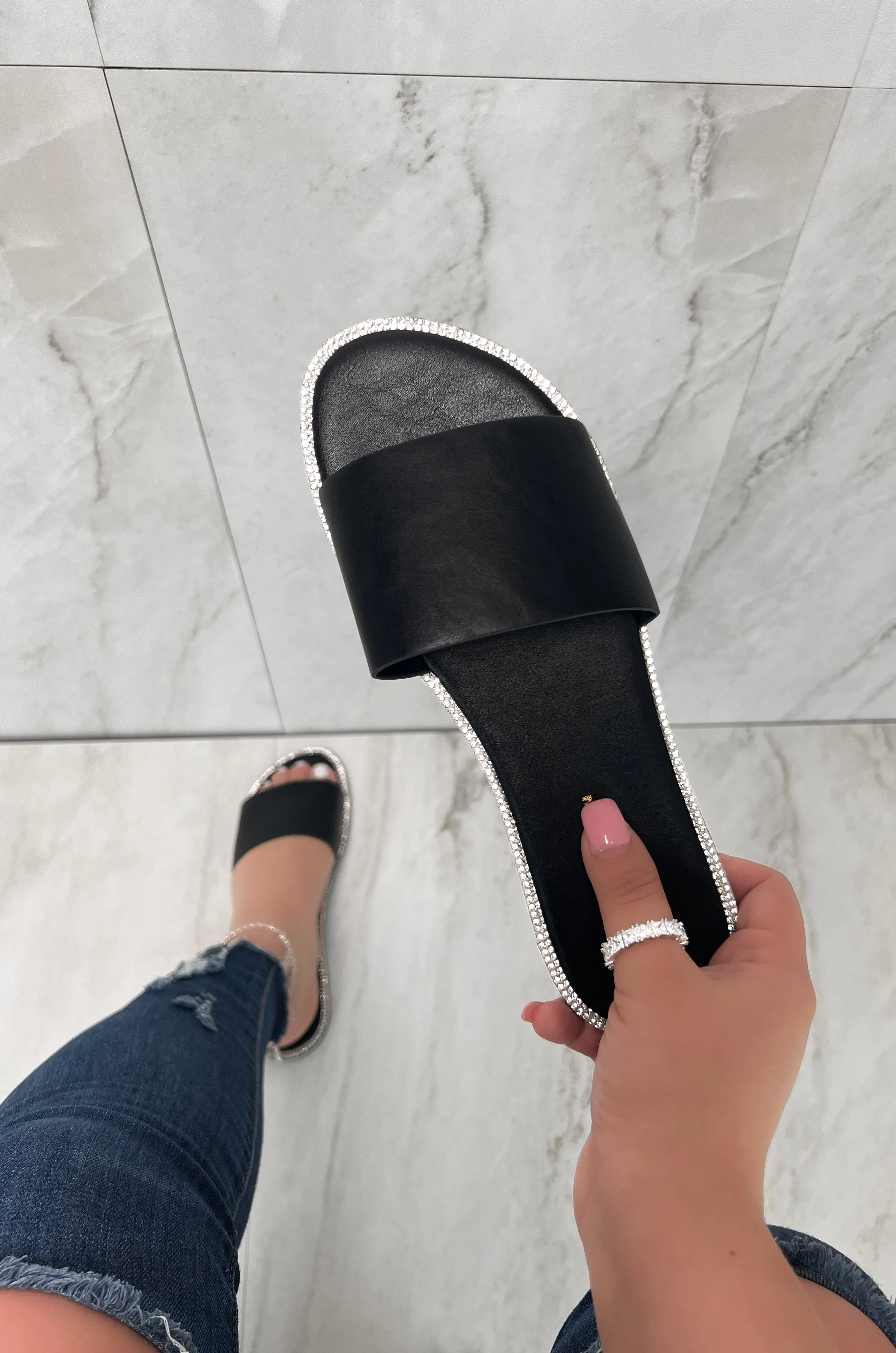 Dazzle - Glitter Detailing Flat Sandals