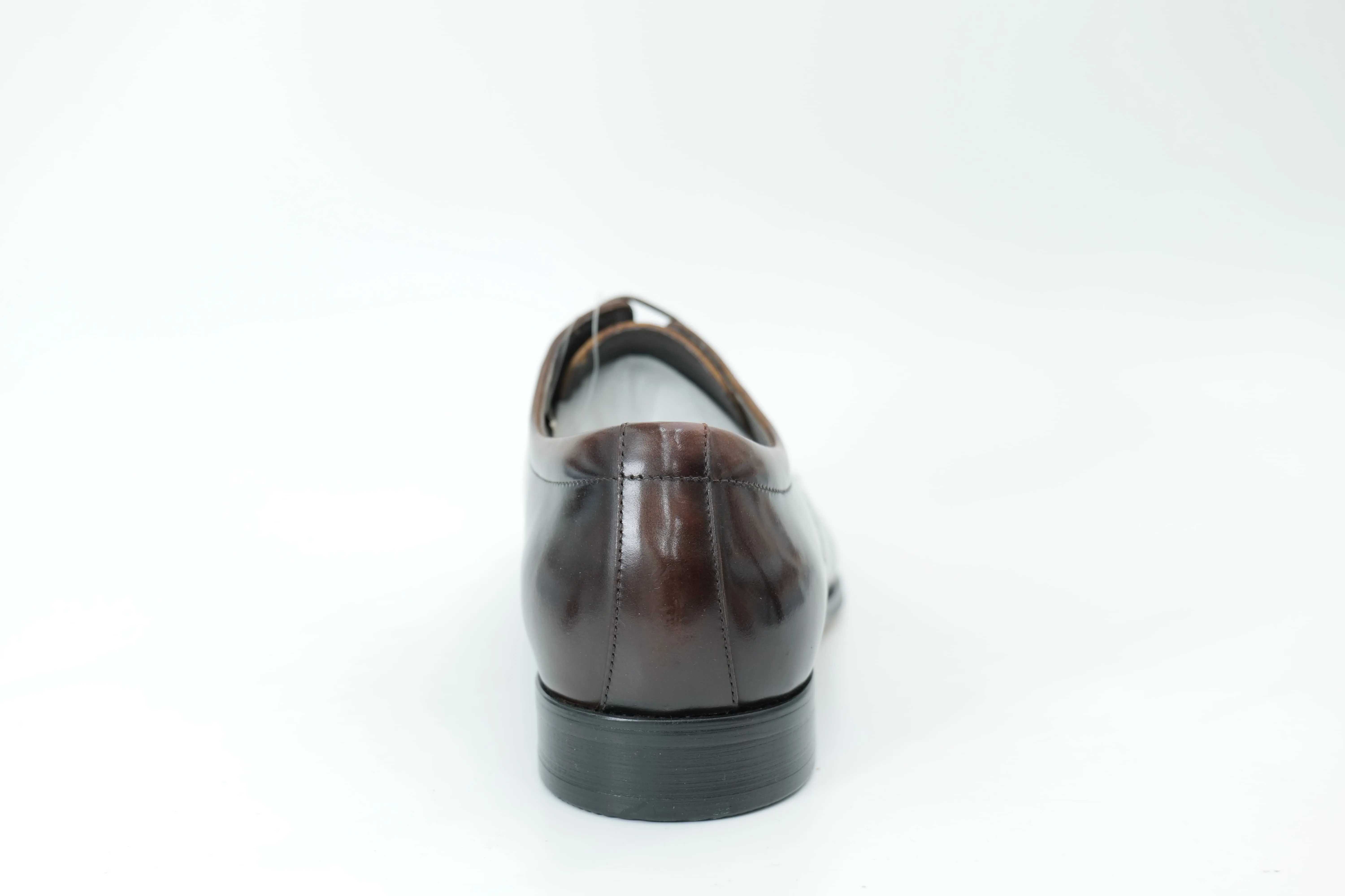 Derby shoes