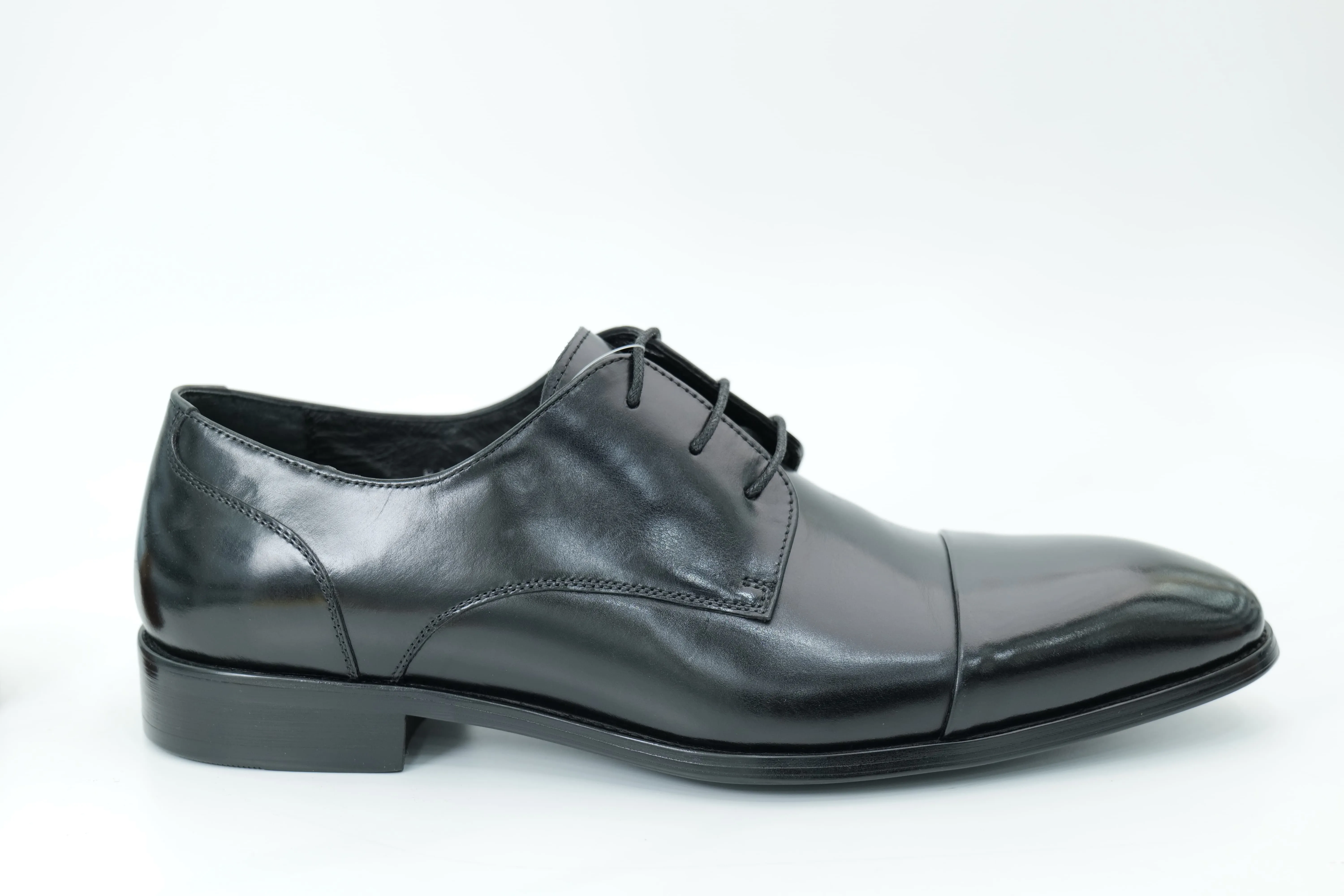 Derby shoes