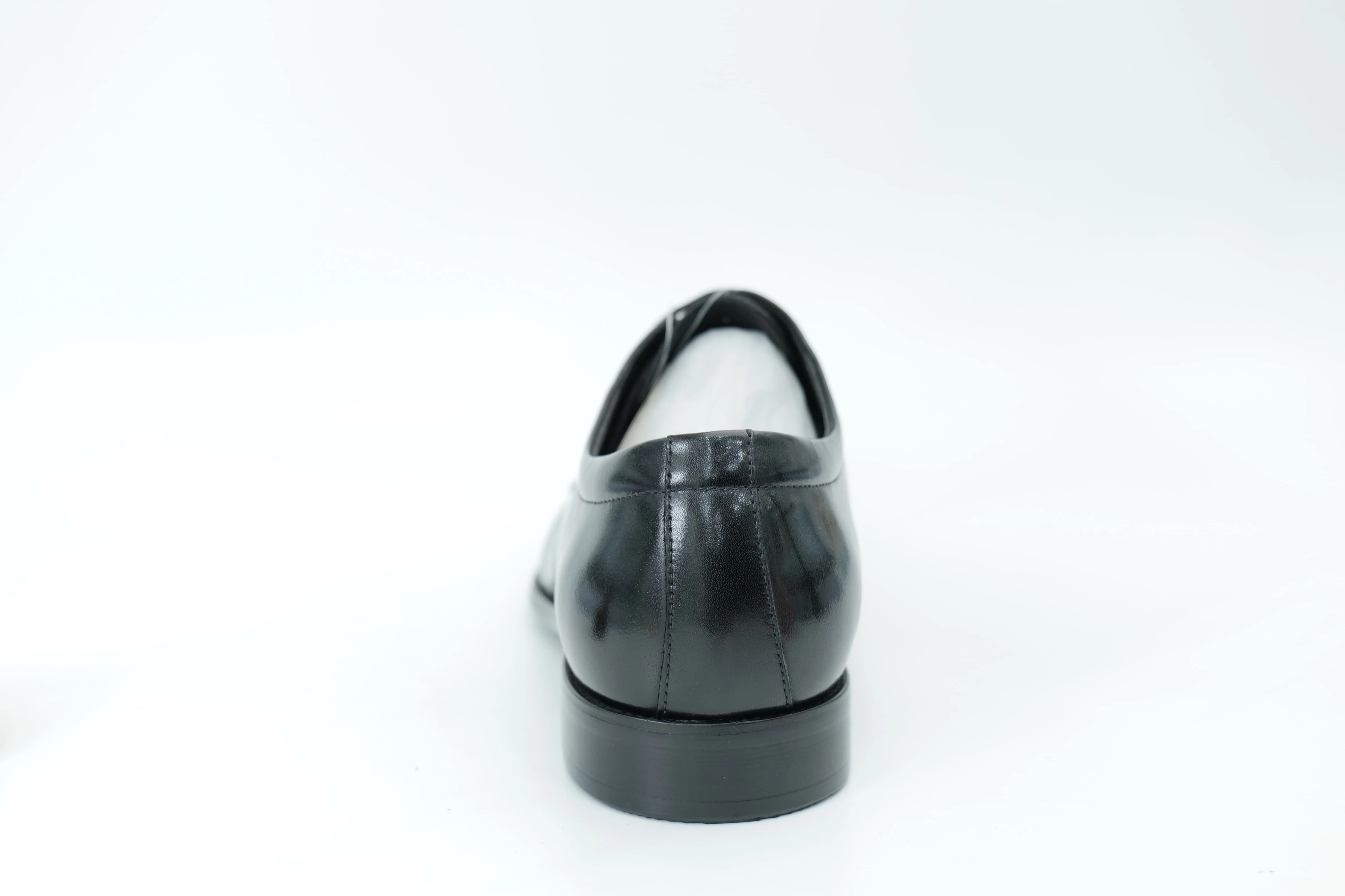 Derby shoes