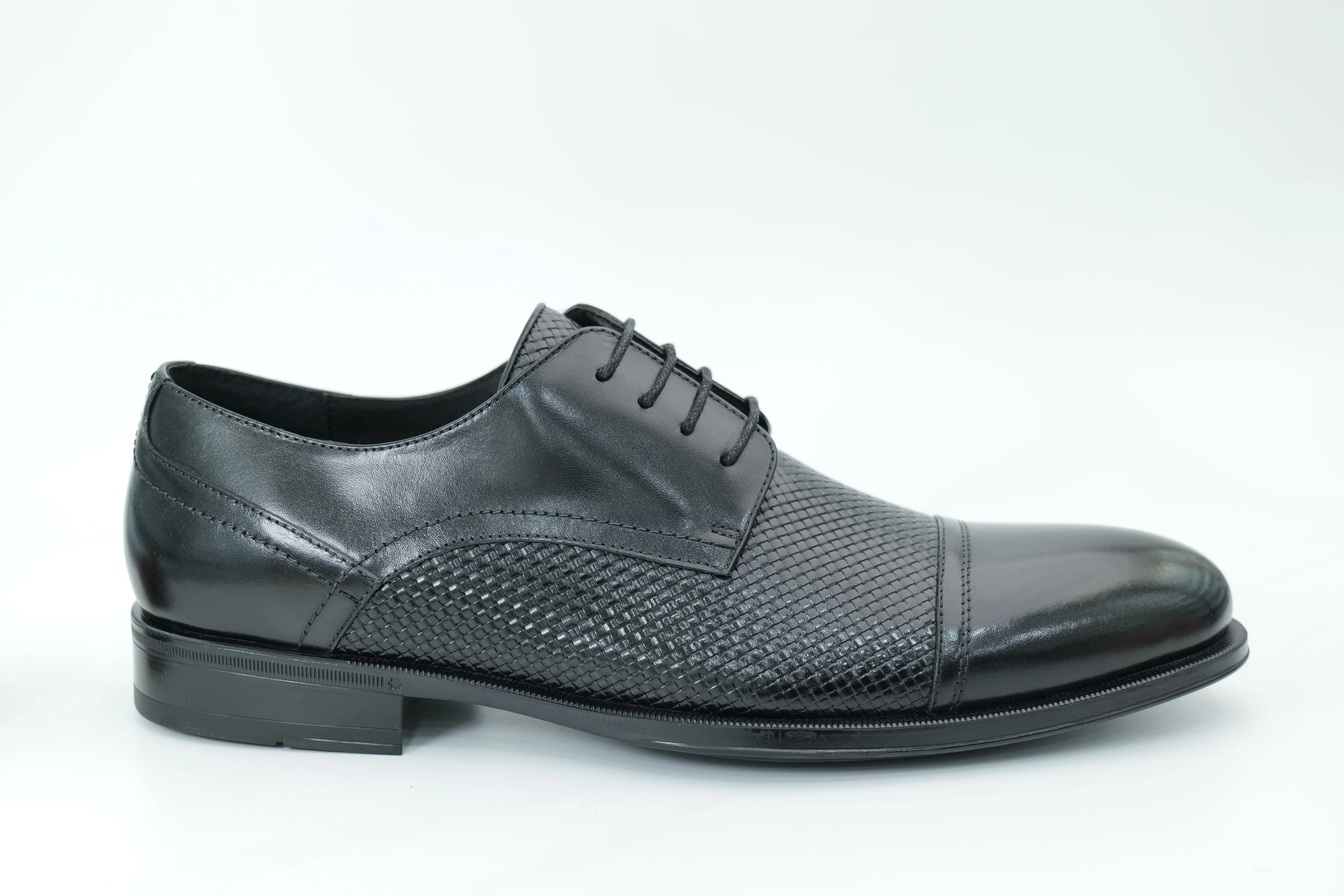 Derby shoes
