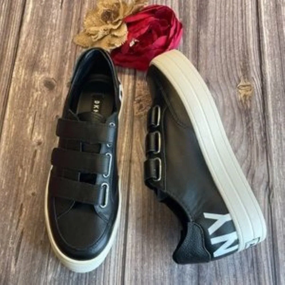 DKNY Savi Black Leather Sneakers 7.5M