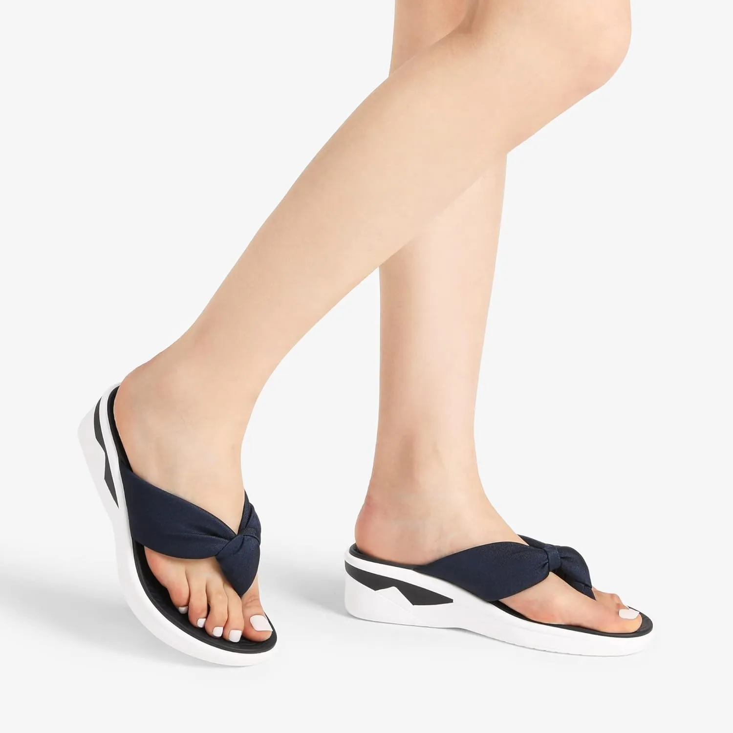 DREAM PAIRS Women Platform Flip Flops for Women Soft Thong Sandals Summer Casual Lightweight Comfortable Flat Slippers Walking Shopping Gathering Vacation Shoes