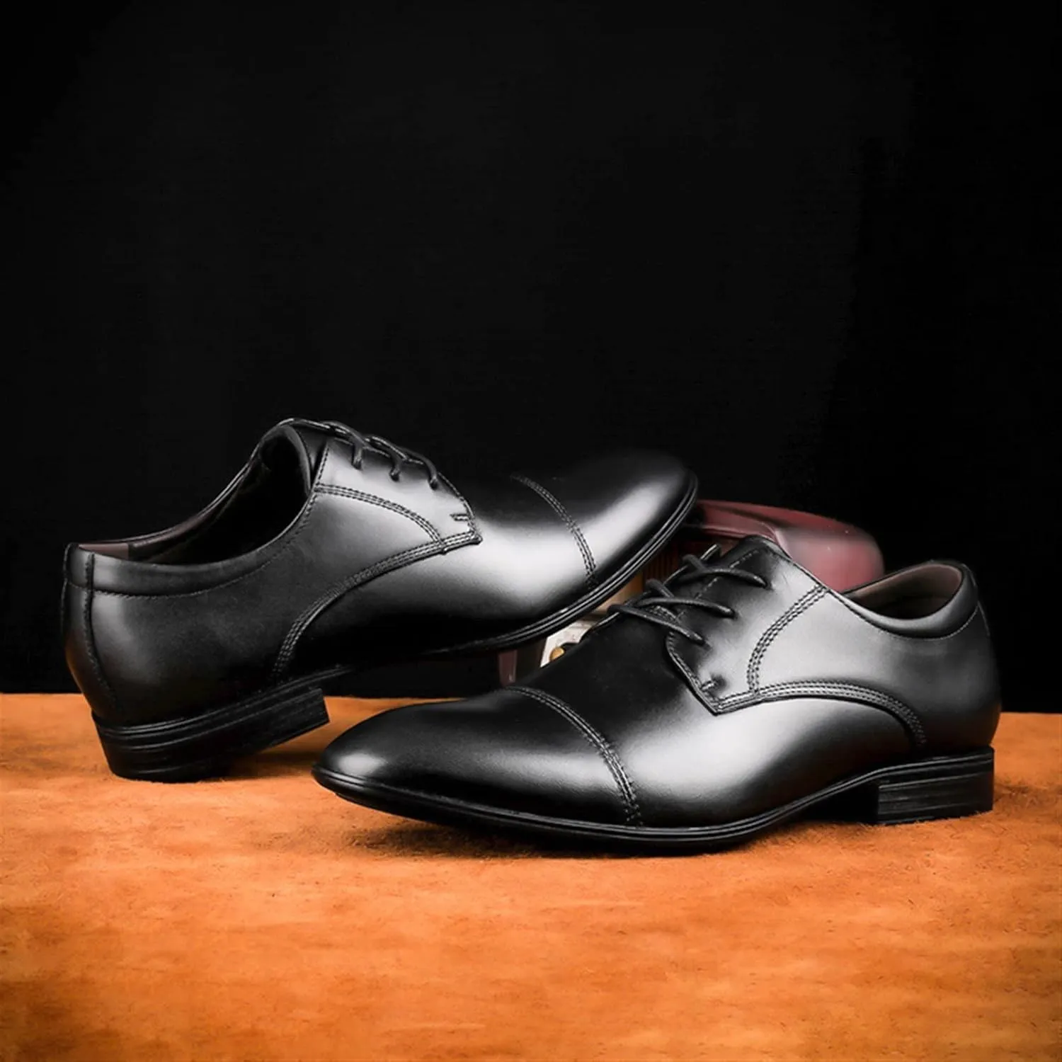 Dress Oxford for Men Lace Up Crocodile Embossed Cap Toe Derby Shoes Leather Low Top Rubber Sole Slip Resistant Block Heel Prom Suitable for Many Occasions.