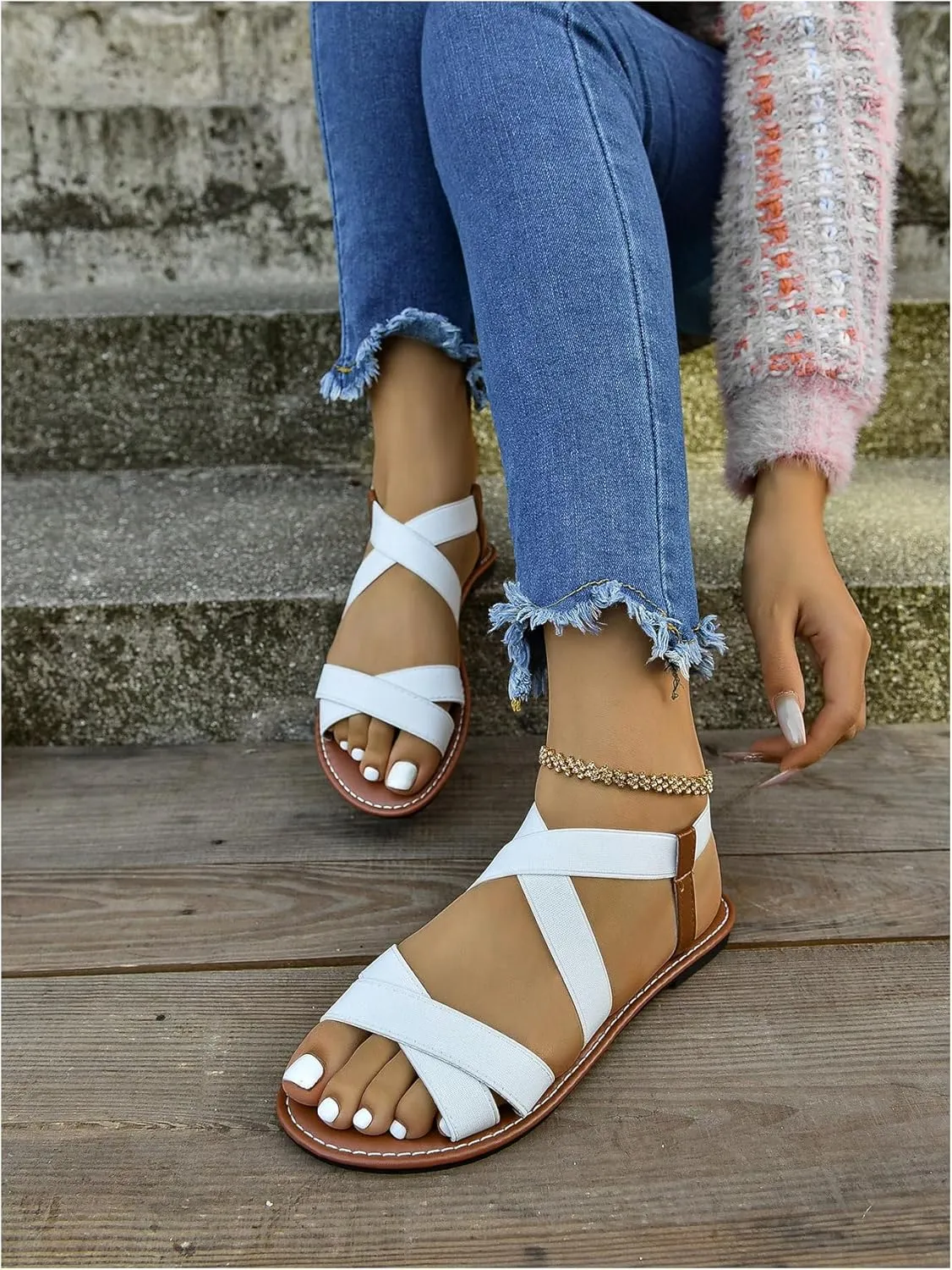 Floerns Women's Flat Sandal Criss Cross Ankle Strap Leather Slip on Summer Shoes