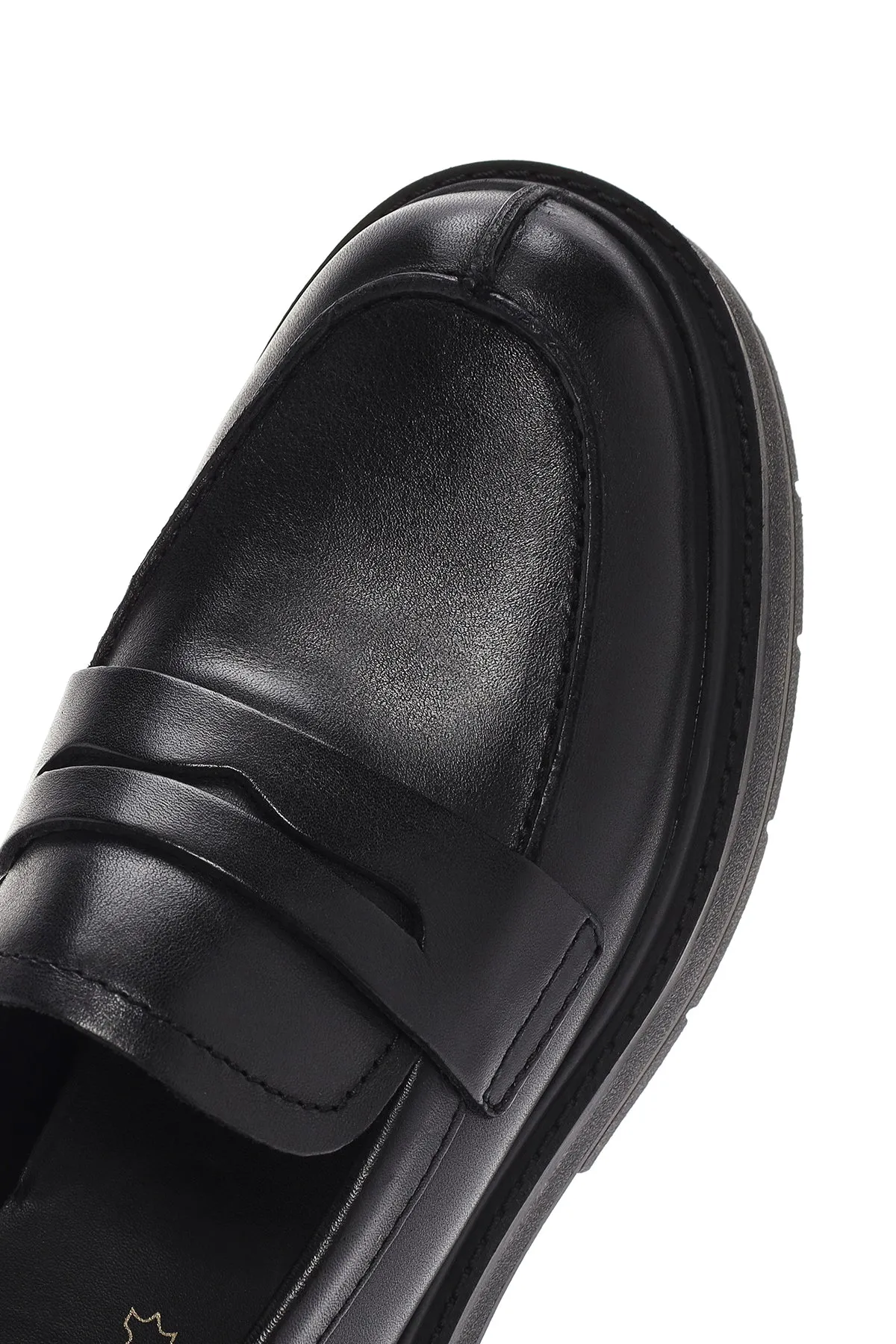 Geox Kadın Siyah Spherica Deri Maskülen Loafer