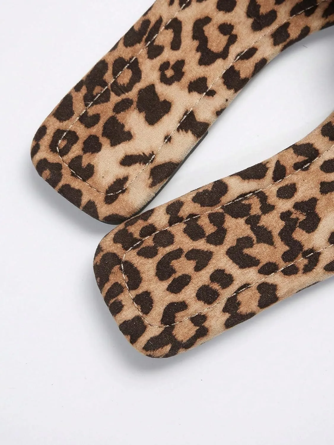 GORGLITTER Women's Leopard Flat Sandals Cheetah Animal Print Slides Square Open Toe Slip on Sandal