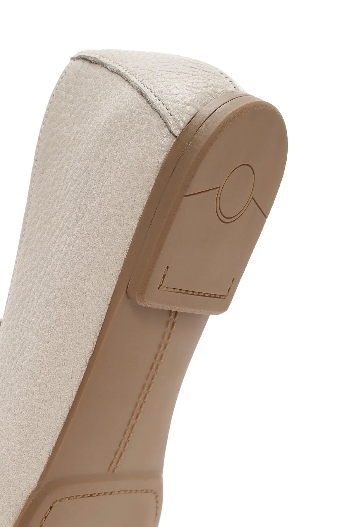 Kadın Krem Deri Maskülen Loafer