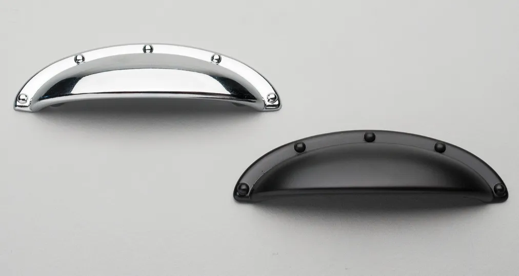 Kethy Derby Shell Slim Handle Pull 64mm C to C 92mm O/A Matt Black Paint & Polished Chrome