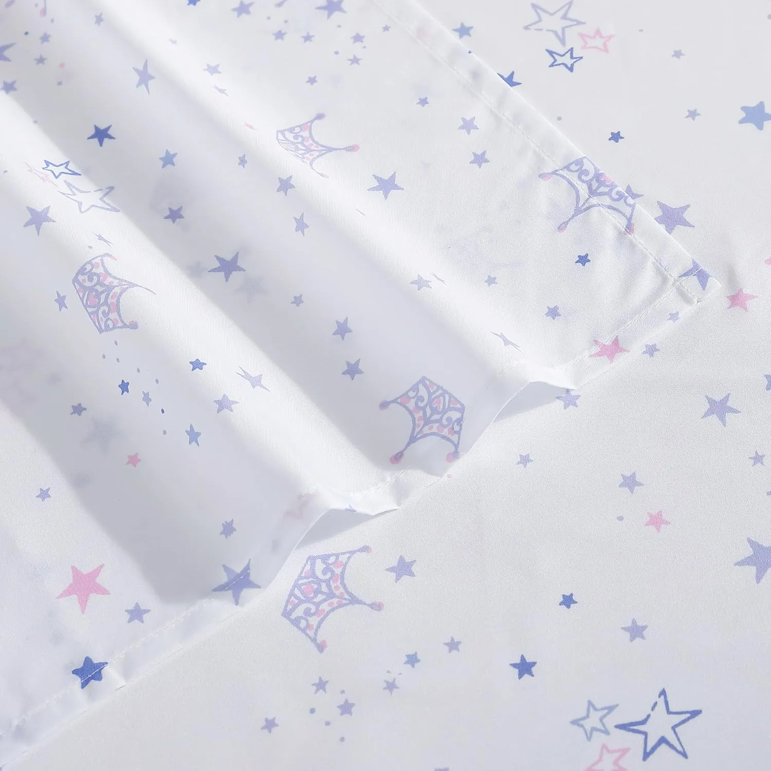 Laura Ashley Kids - Twin Sheets, Soft Wrinkle-Resistant Toddler Bedding Set, Fun & Whimsical Bedroom Decor, Ideal Girl Room Essentials (Dancing Stars Purple, Twin/Twin XL)