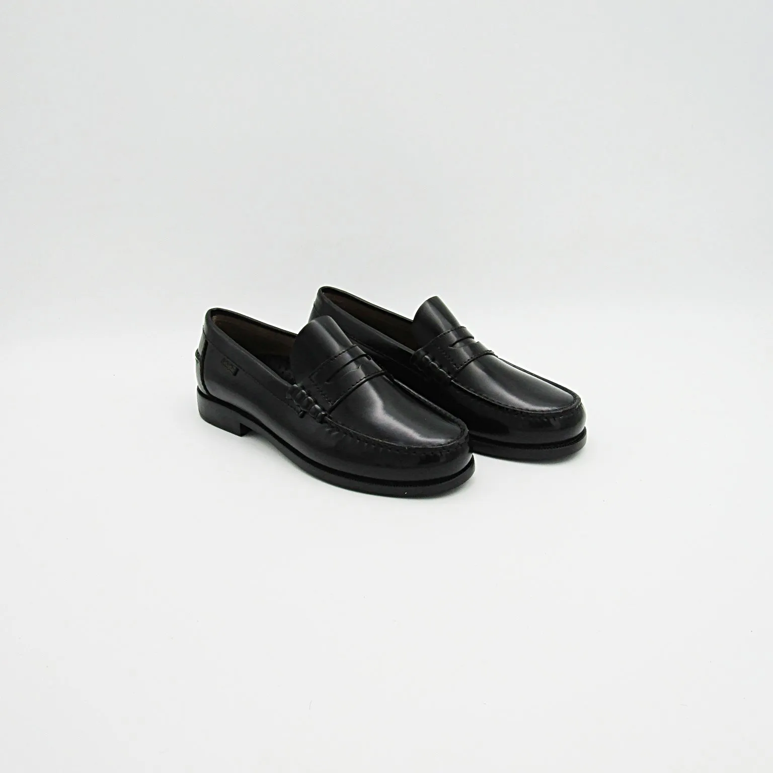 LOAFER