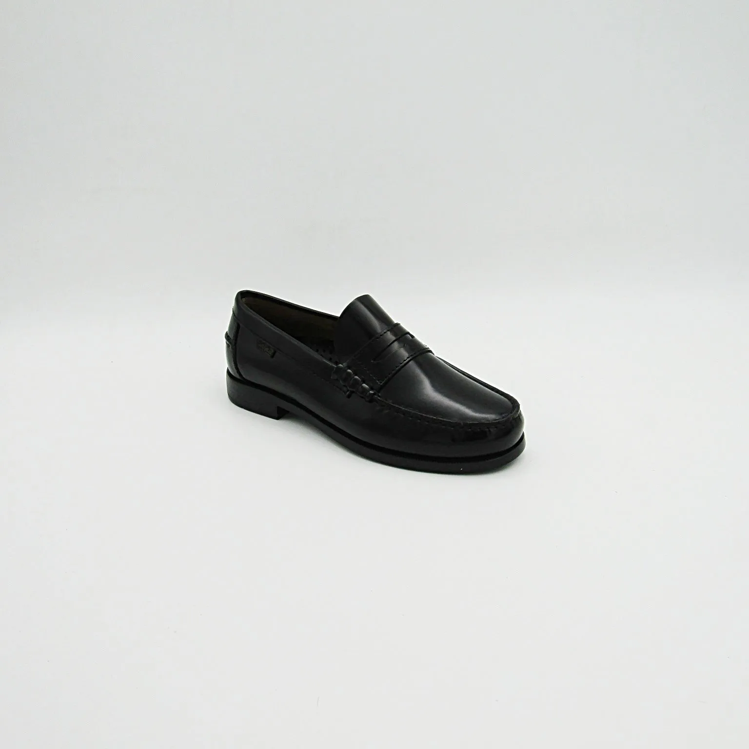 LOAFER