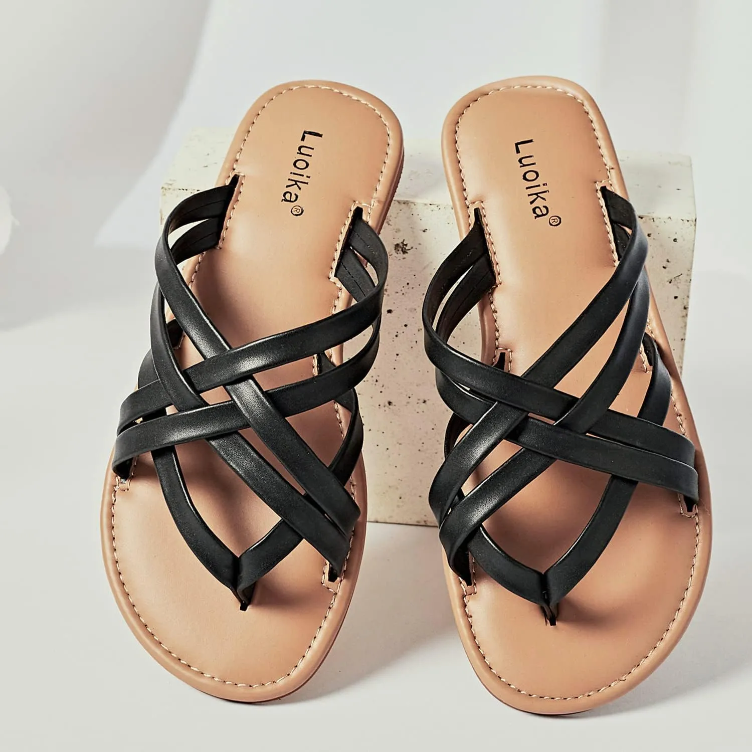 Luoika Women's Wide Width Flat Sandals, Flip Flop Slides Sandal Casual Strapy Sandal Slip on Summer Beach Shoes for Women.