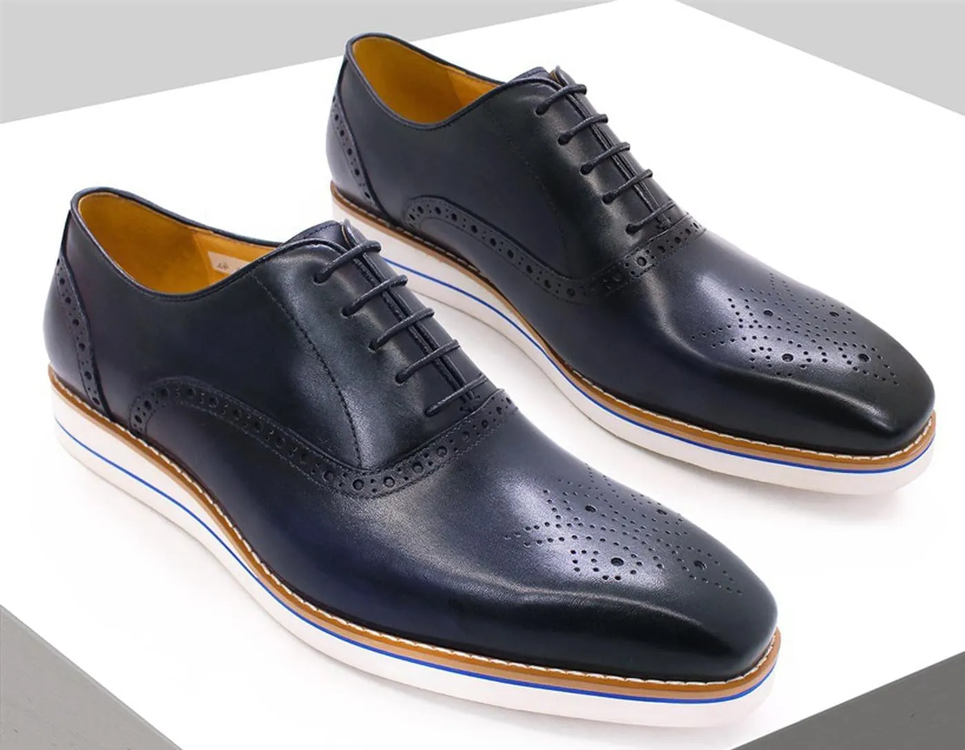 Men's Oxfords Formal Dress Genunie Leather Wingtips Brogues Suit Shoes Men's Fashion Prom Wedding Business Causal Flat Derby Comfortable Tuxedo Shoes for Men