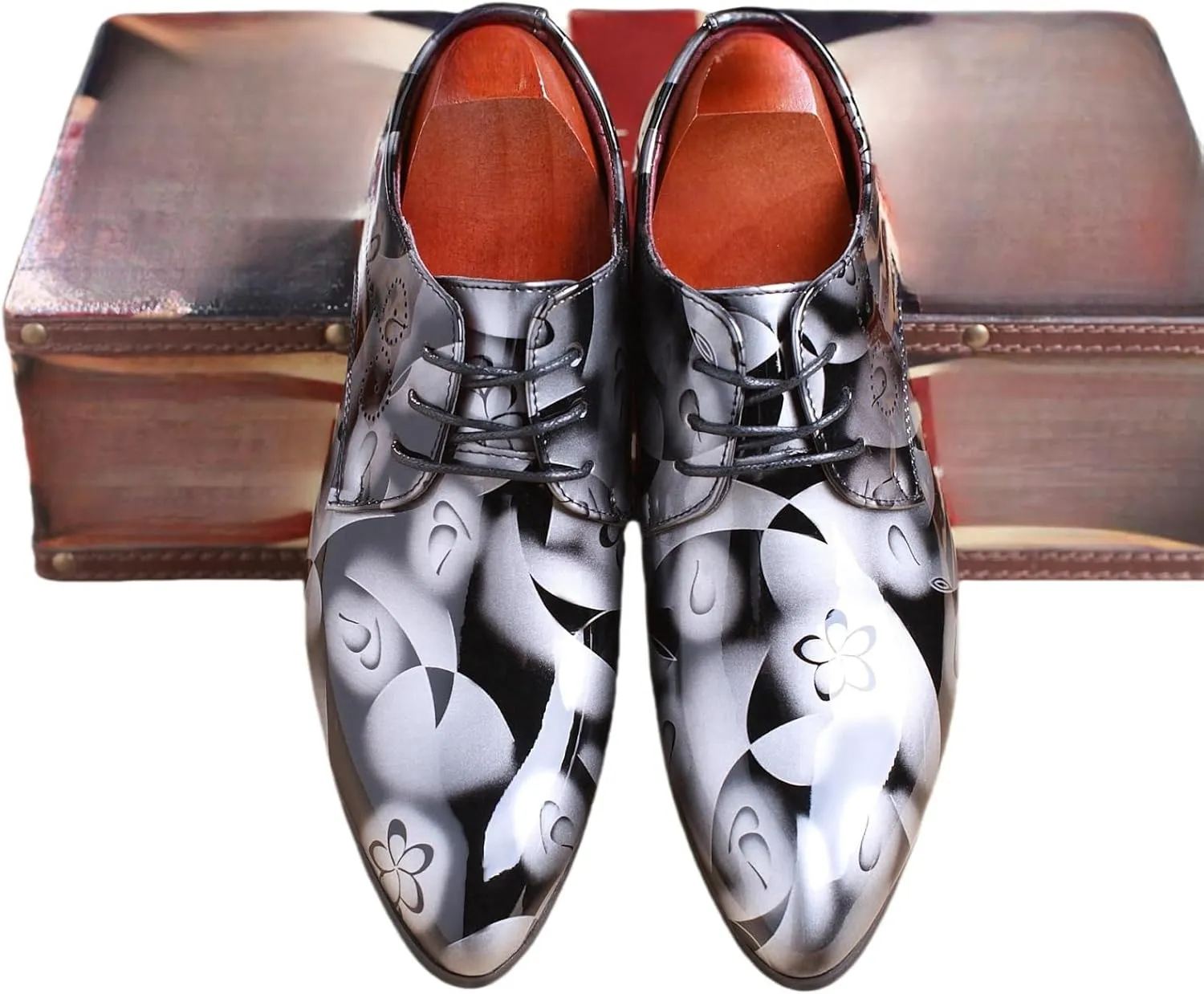 Mens Patent Leather Printing Lace Up Oxford Dress Shoes Modern Low Top Pointed Toe Tuxedo Derby Shoes for Work Office Formal Wedding