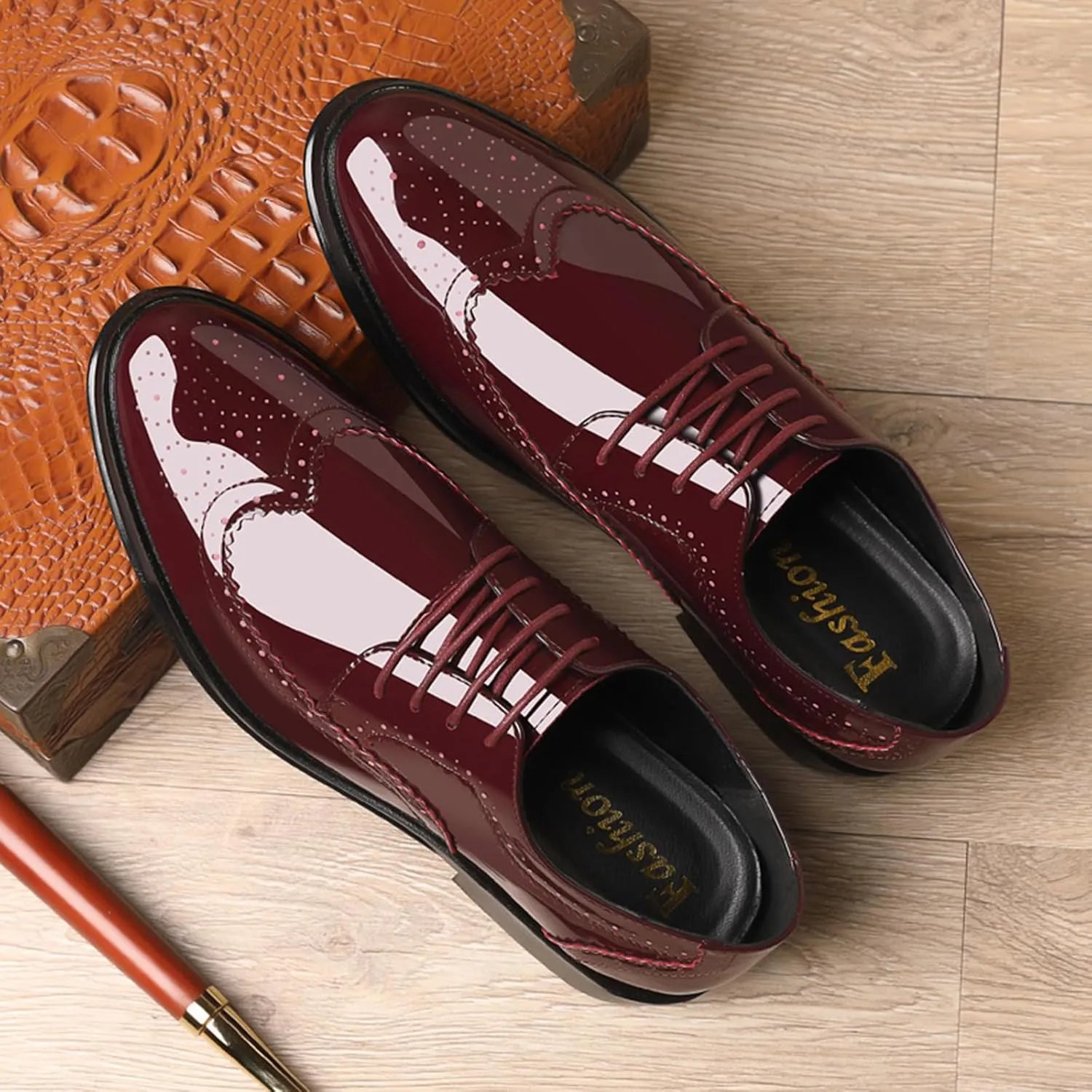 Men's Patent Leather Wingtip Carving Brogue Dress Shoes Fashion Classic Cap Toe Lace Up Low Top Oxfords Shoes Casual Business Formal Derby Shoes