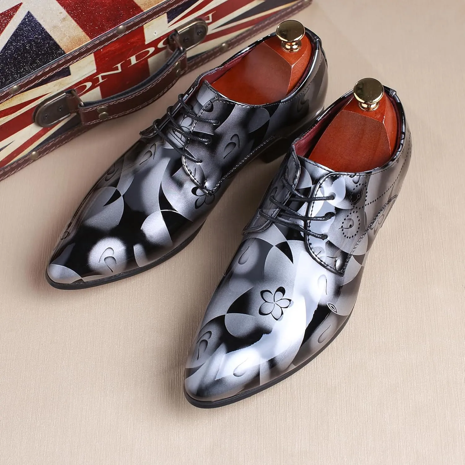 Men's Patent PU Leather Derby Shoes Wedding Wingtip Dress Shoes Men's Formal Footwear