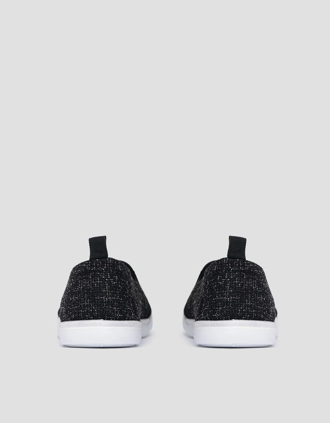 Nevada Slip On Core Sepatu Flat Wanita