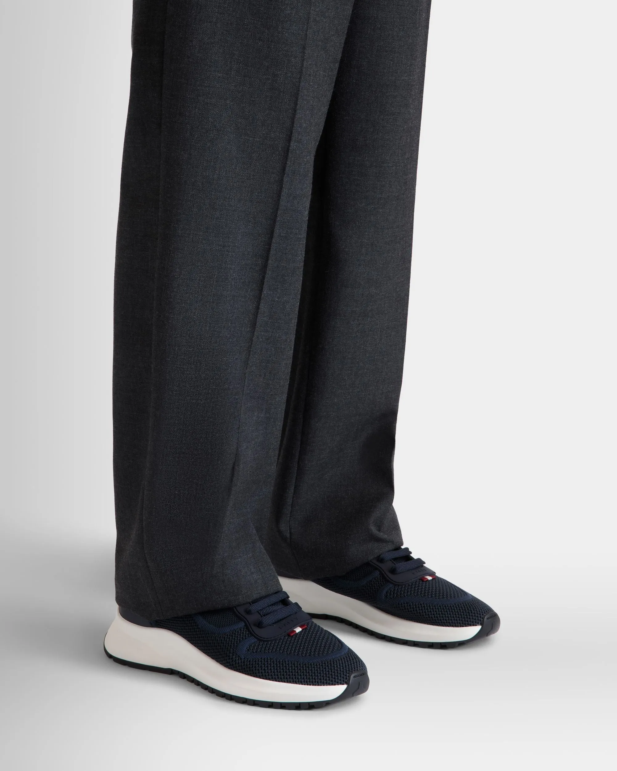 Outline Sneaker In Navy Blue Knit