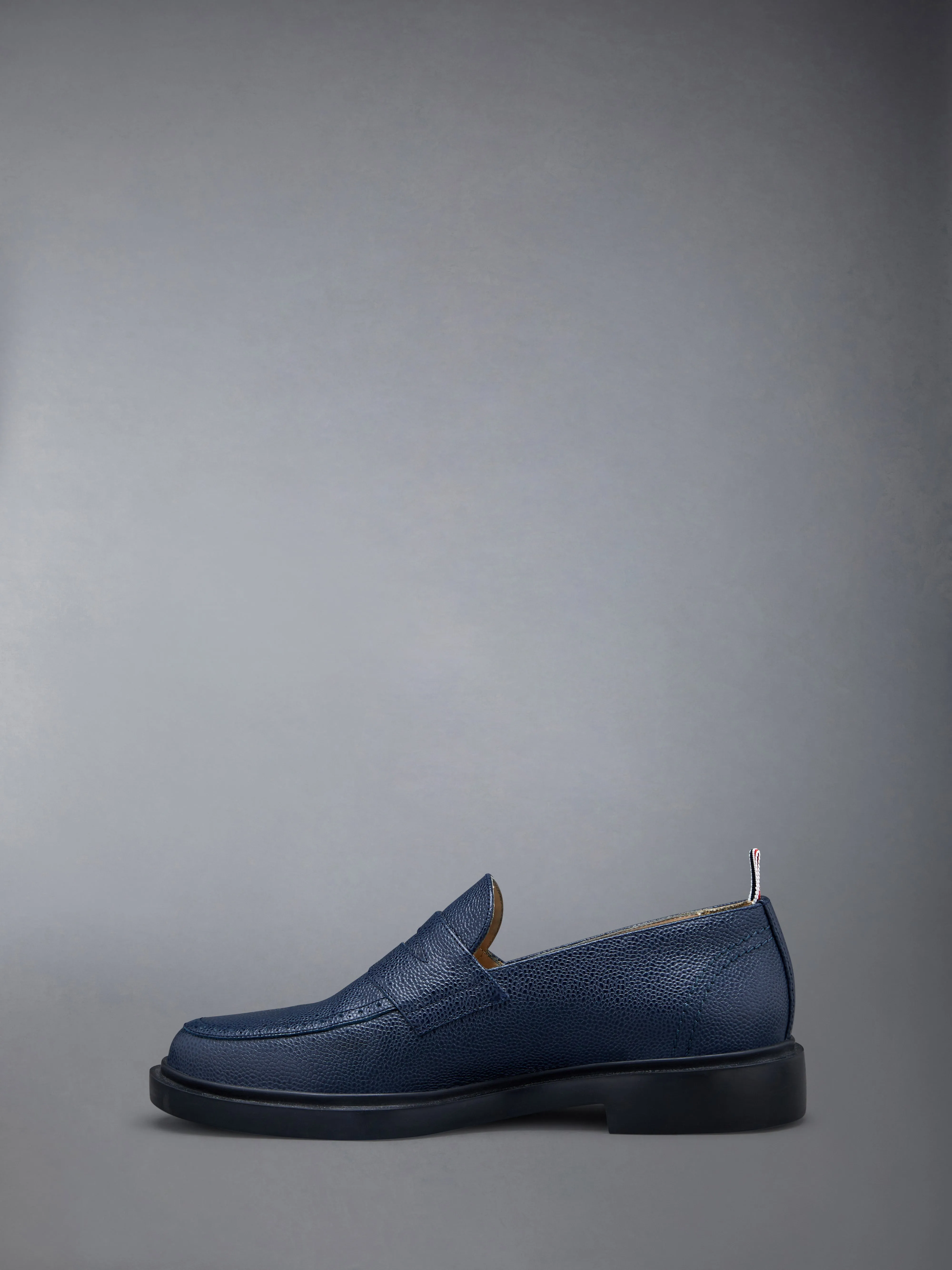 Pebble Grain Leather Rubber Sole Penny Loafer