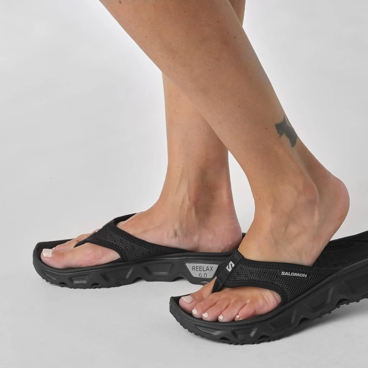 Salomon Reelax Break 6.0 Women's Recovery Shoes Flip Flops Cushioned Stride, Seamless Foothold, and Lightweight