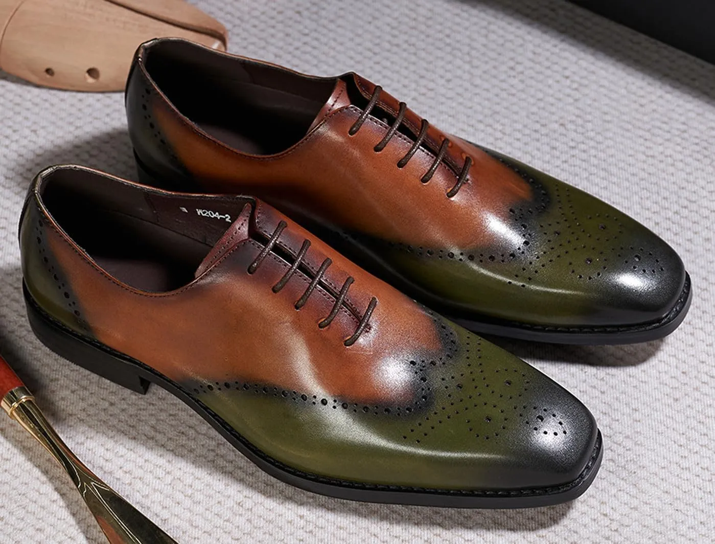 Santimon Mens Oxfords Formal Dress Suit Shoes Men's Fashion Modern Genunie Leather Wingtip Brogues Derby Prom Wedding Business Causal Two Tone Tuxedo Shoes for Men