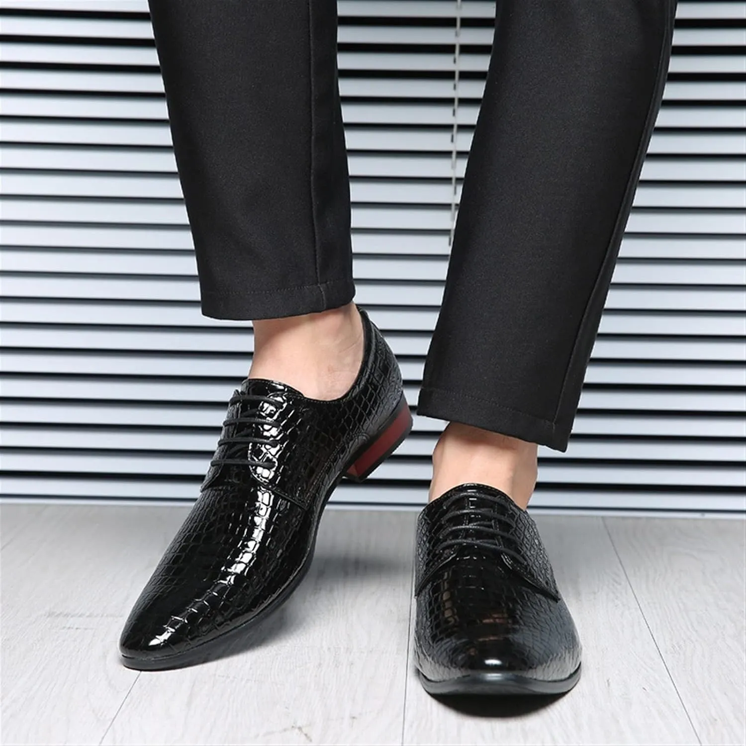 Single Season Dress Oxford Shoes for Men Lace Up Derby Shoes Crocodile Alligator Embossed PU Leather Rubber Sole Anti-Slip Block Heel Non Slip Wedding Very Popular Among Young People