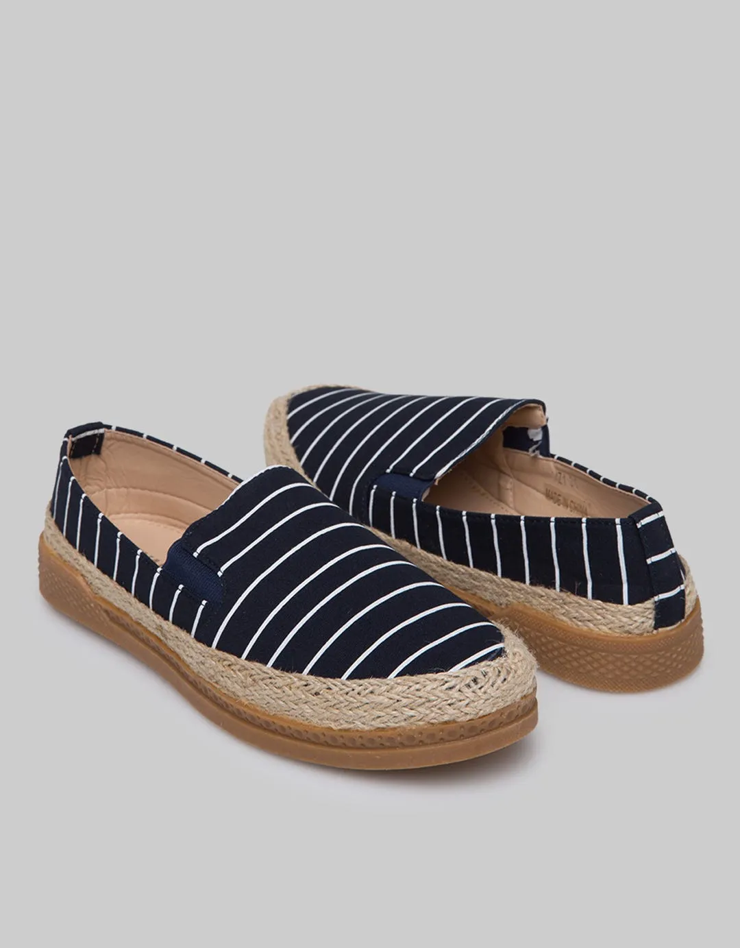SLIP ON ESPADRILLES
