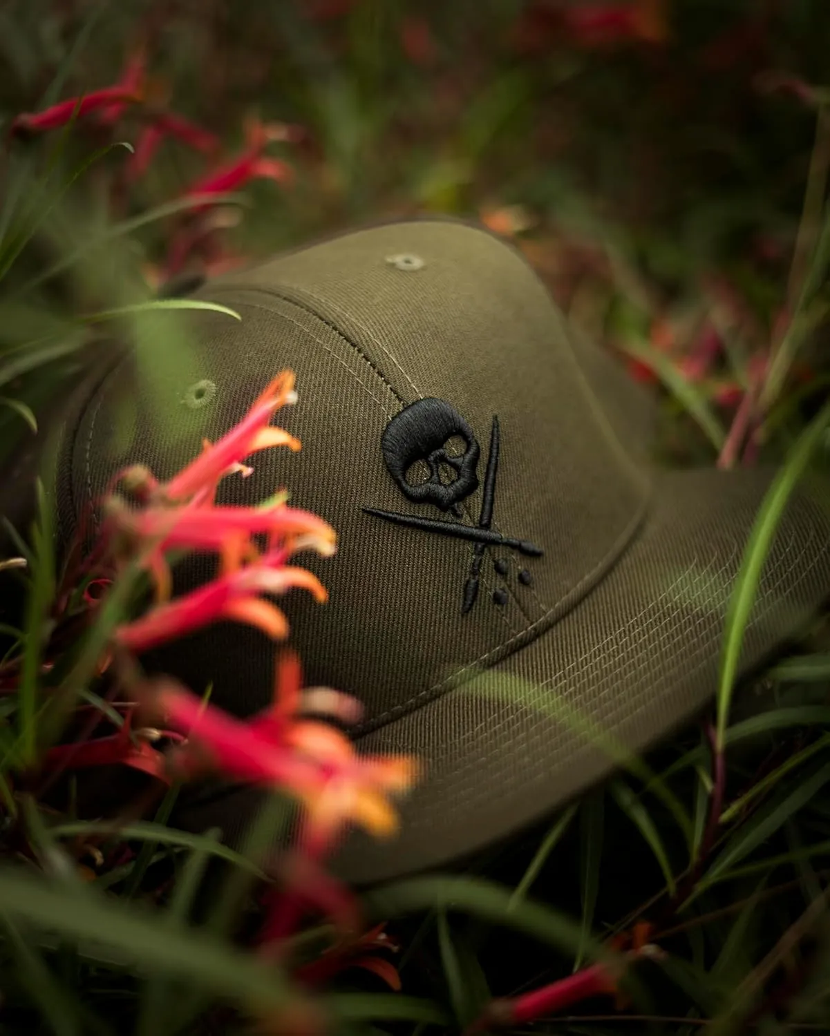 Sullen Badge Fitted Tattoo Lifestyle Logo Flat Bill Hat