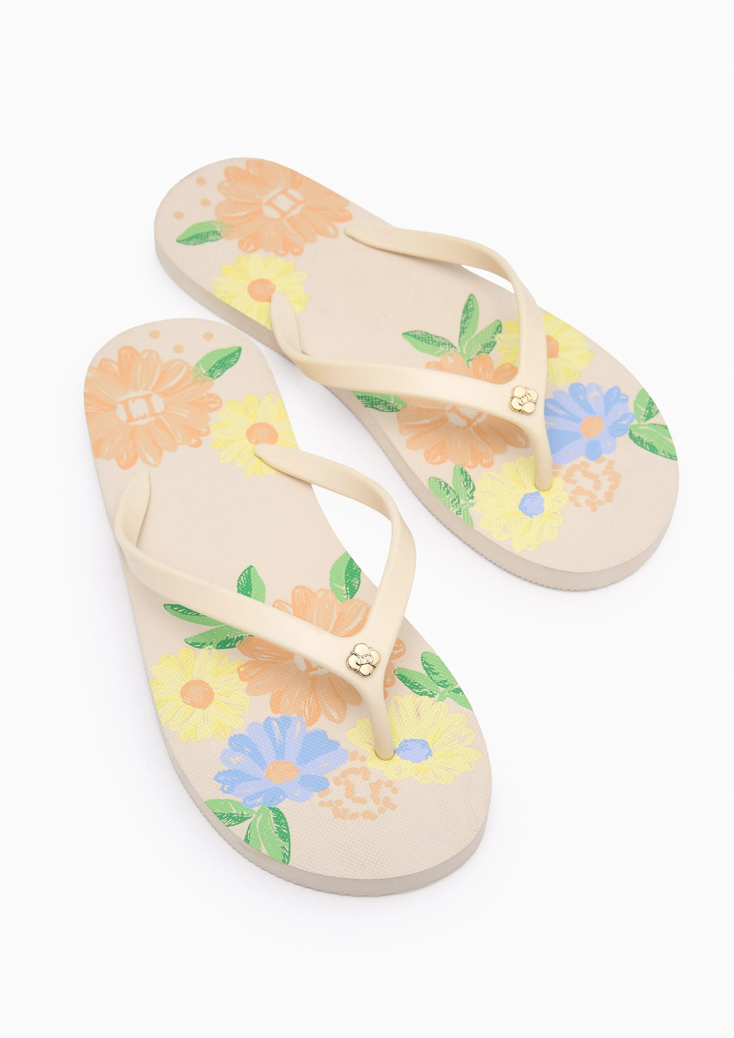 Summer Beach Flats And Sandals - Printed White