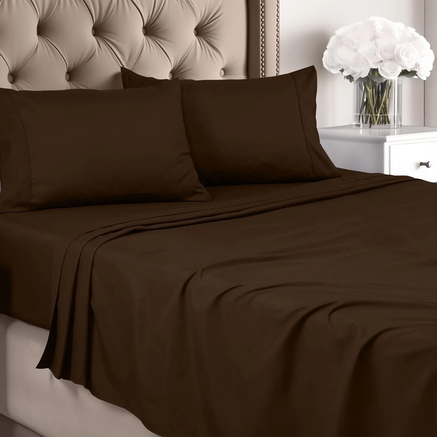 Utopia Bedding Queen Sheet Set - Brushed Microfiber - Soft Bed Sheets for Queen Size Bed Set - Includes 1 Fitted, 1 Flat, & 2 Pillow Cases - Deep Pocket (Brown)