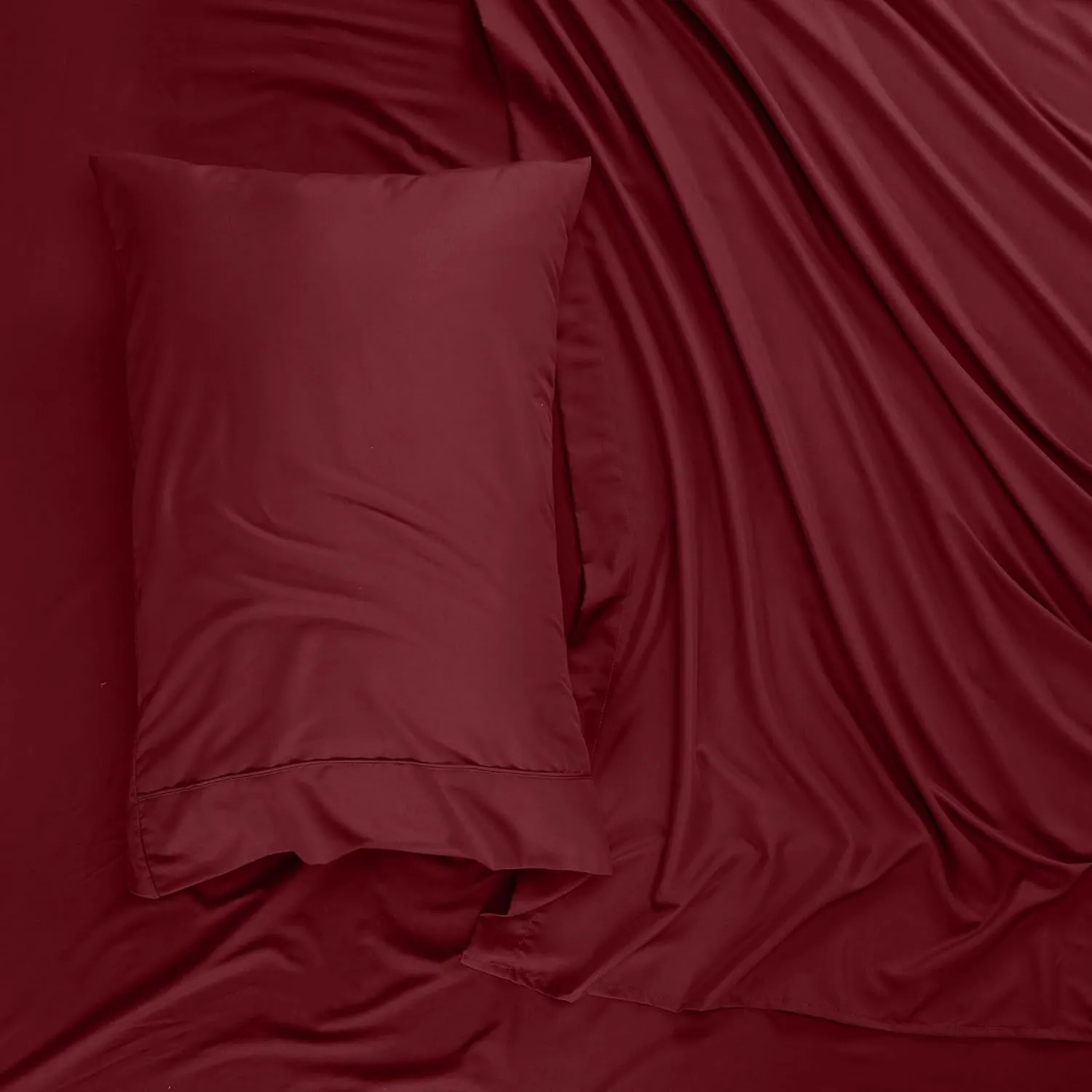 Utopia Bedding Queen Sheet Set - Brushed Microfiber - Soft Bed Sheets for Queen Size Bed Set - Includes 1 Fitted, 1 Flat, & 2 Pillow Cases - Deep Pocket (Burgundy)