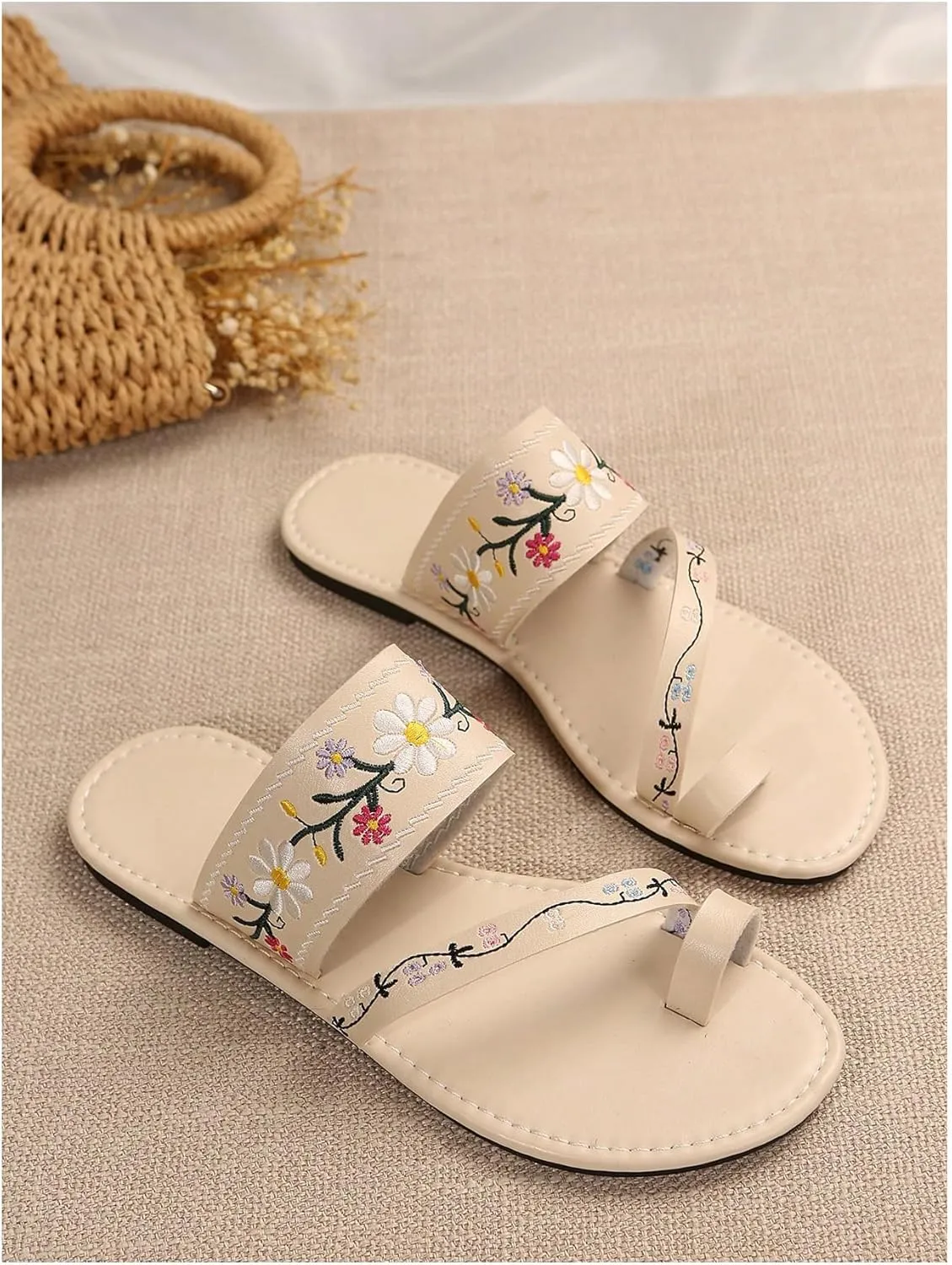 Verdusa Women's Embroidered Open Toe Slip On Flip Flop Sandals Summer Flat Sandals