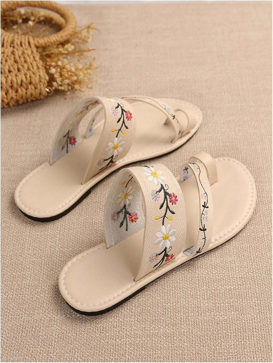 Verdusa Women's Embroidered Open Toe Slip On Flip Flop Sandals Summer Flat Sandals