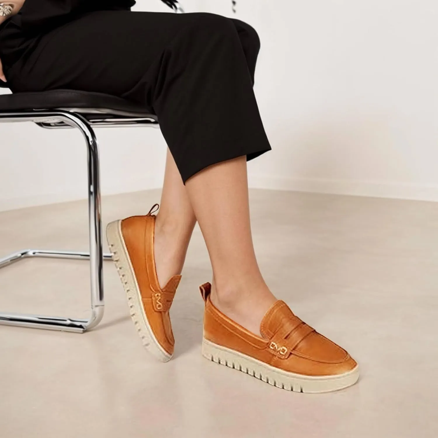 Women's Leather Loafers Flats Slip-ons Shoes Fashion Comfort Casual Lightweight Loafers
